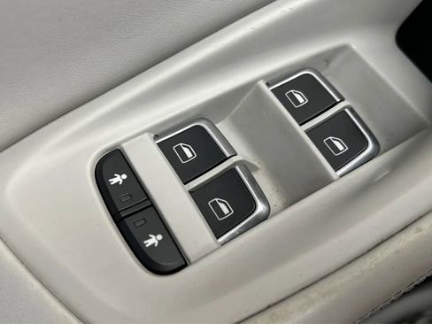 Used 2015 Audi S6 w/ Driver Assistance Package AWD/4WD image 43