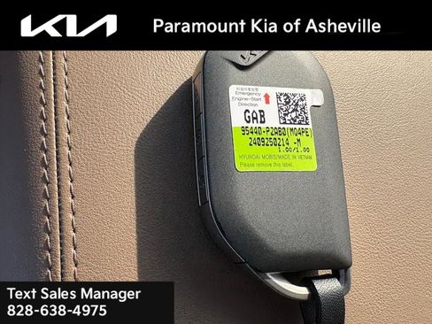 Certified 2025 Kia Sorento SX Prestige w/ Olive Brown Leather Package image 27