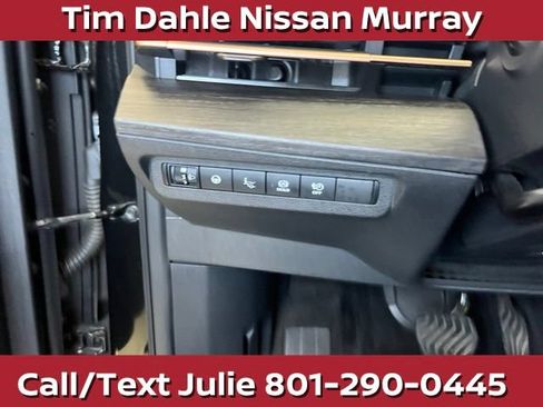 Used 2023 Nissan Ariya AWD image 23
