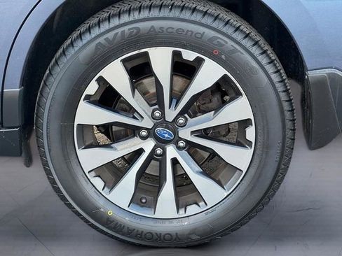 Used 2017 Subaru Outback 3.6R Limited image 8