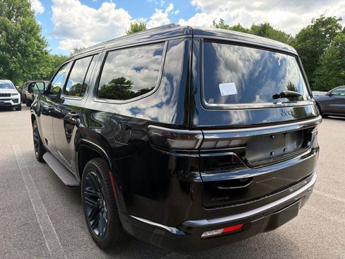New 2026 Jeep Grand Wagoneer 4WD image 3
