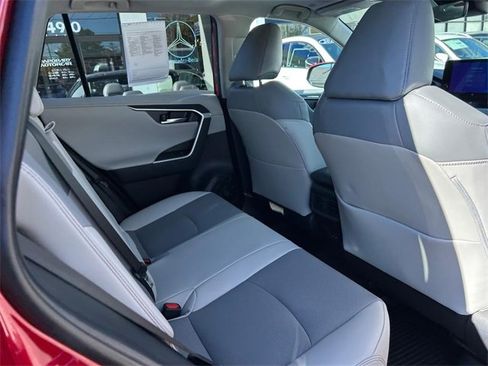 Used 2025 Toyota RAV4 Limited image 28