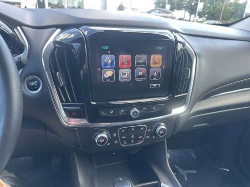 Used 2018 Chevrolet Traverse LT AWD/4WD image 5