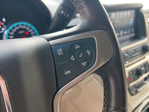 Used 2019 GMC Yukon Denali w/ Denali Ultimate Package image 16