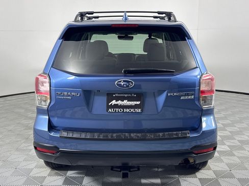 Used 2017 Subaru Forester 2.5i Premium w/ All-Weather Package image 4