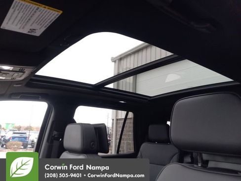 Used 2024 GMC Yukon Denali image 22