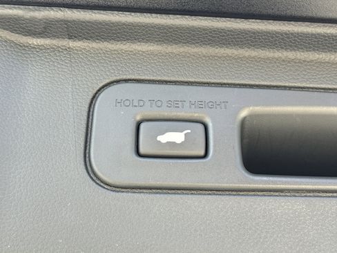 Certified 2023 Honda Pilot EX-L image 18