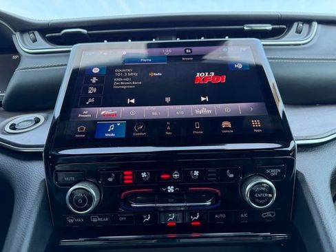 Used 2021 Jeep Grand Cherokee L Overland image 28