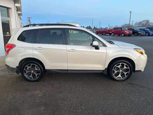 Used 2015 Subaru Forester 2.0XT Premium image 4