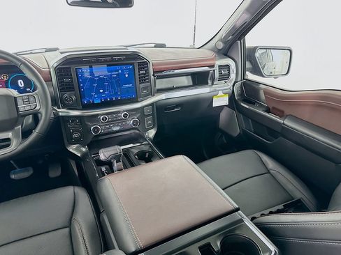Used 2022 Ford F150 Lariat w/ Equipment Group 502A High AWD/4WD image 25