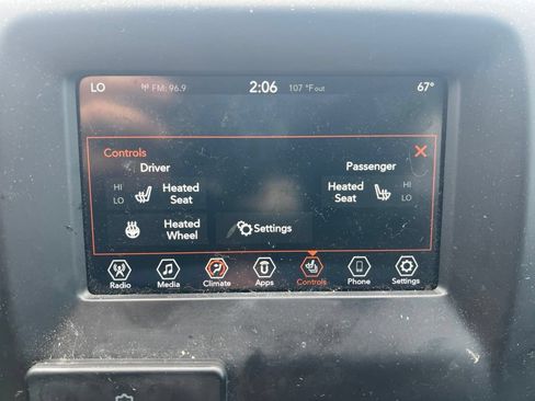 Used 2020 Jeep Compass Latitude w/ Cold Weather Group AWD/4WD image 13