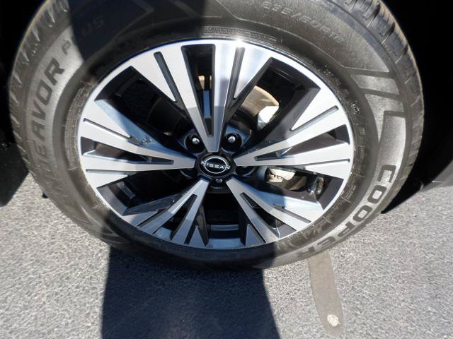 Used 2023 Nissan Rogue SV AWD/4WD image 40