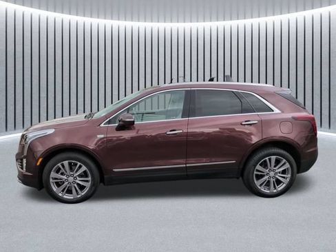 Used 2023 Cadillac XT5 Premium Luxury w/ Technology Package FWD image 9