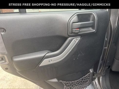 Used 2016 Jeep Wrangler Unlimited Sahara w/ Dual Top Group image 14