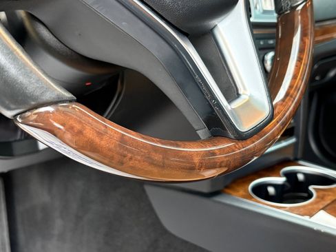 Used 2016 Mercedes-Benz E 550 Coupe w/ Premium 2 Package image 25