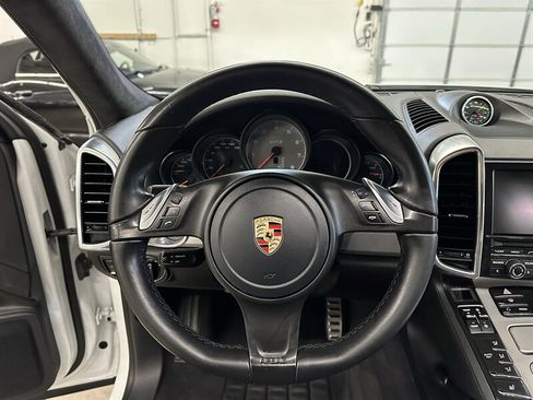 Used 2013 Porsche Cayenne GTS image 16
