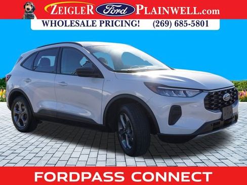 Used 2025 Ford Escape ST-Line image 7