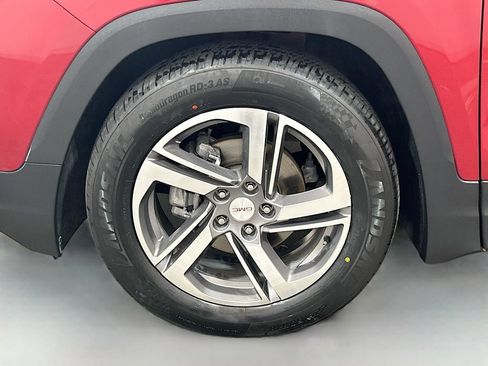 Used 2021 GMC Terrain SLT FWD image 28