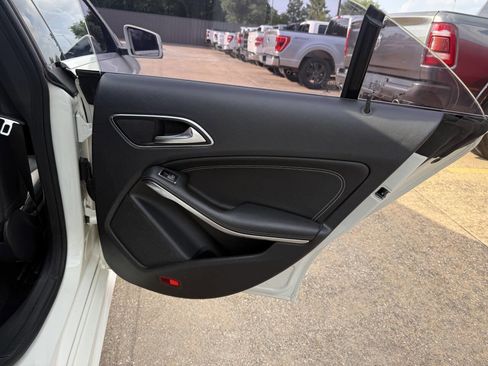 Used 2014 Mercedes-Benz CLA 250 w/ Premium 1 Package image 16