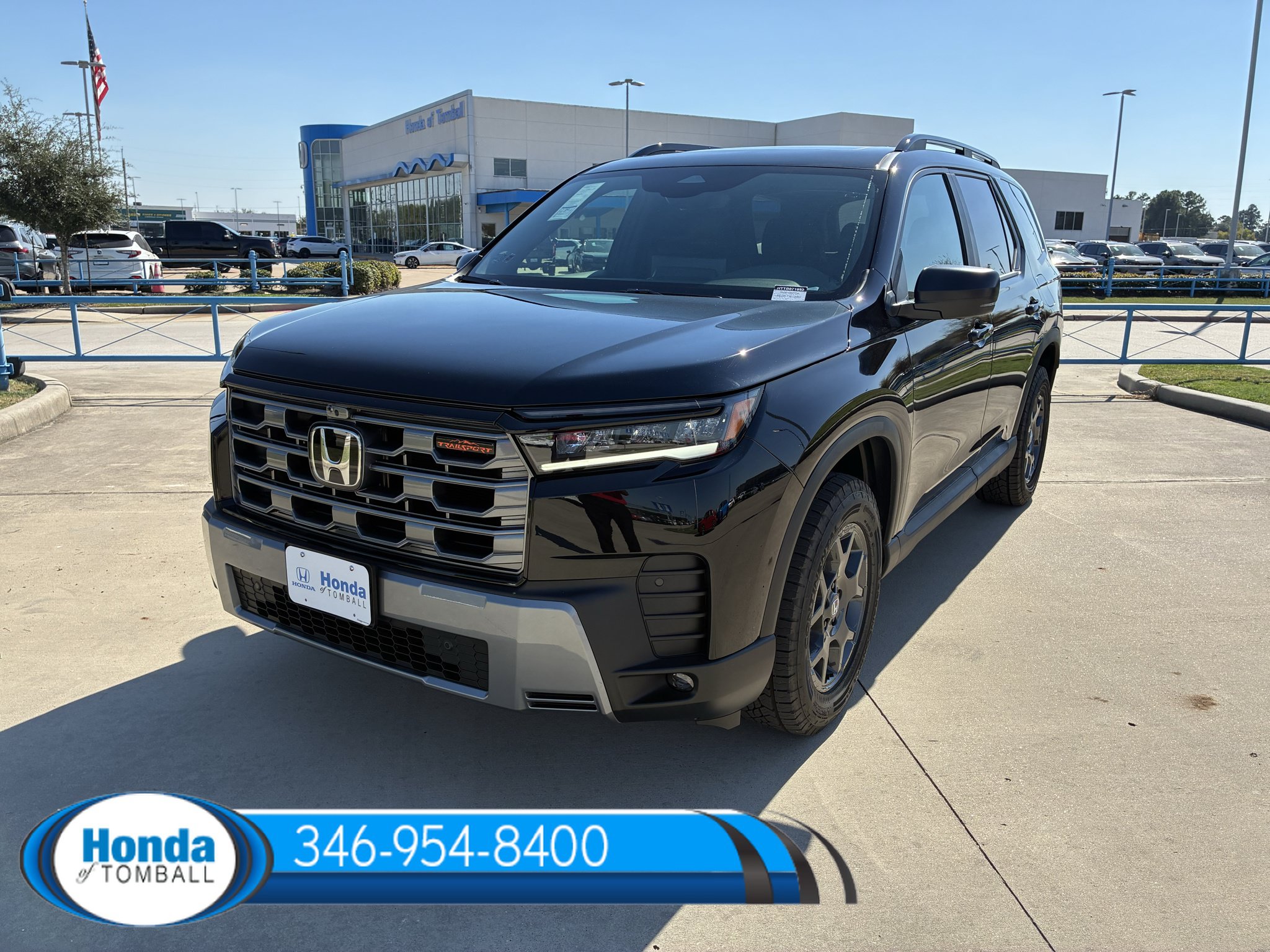 New 2026 Honda Pilot TrailSport image 3