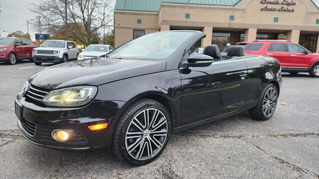 Used 2013 Volkswagen Eos FWD image 2
