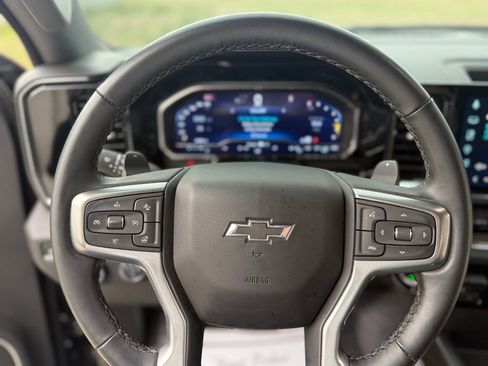 Used 2024 Chevrolet Silverado 1500 RST w/ Z71 Off-Road Package AWD/4WD image 21