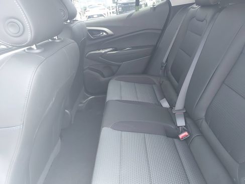 New 2026 Chevrolet Trax LT w/ LT Convenience Package FWD image 22