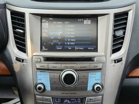 Used 2013 Subaru Outback 3.6R Limited AWD/4WD image 30