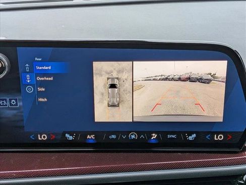 New 2026 Chevrolet Traverse Z71 w/ Driver Confidence Package image 12