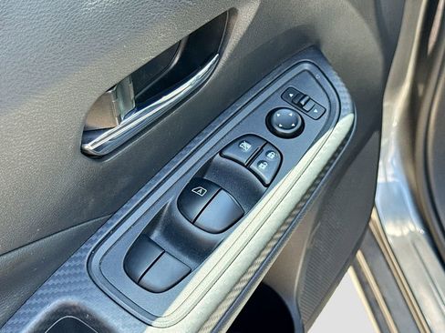 Used 2025 Nissan Versa SV FWD image 17