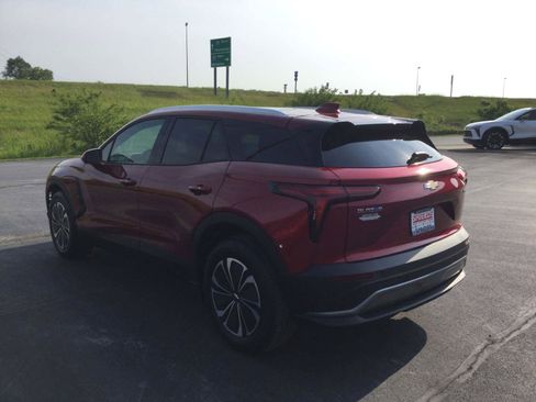 Used 2024 Chevrolet Blazer EV LT image 9