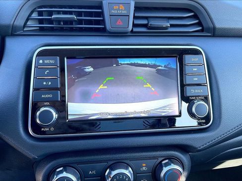 New 2025 Nissan Versa S w/ Trunk Package FWD image 28