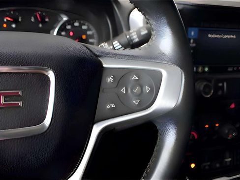 Used 2021 GMC Terrain SLT w/ LPO, Floor Liner Package FWD image 16