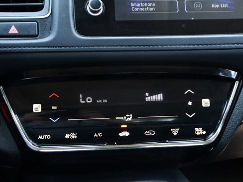 Used 2019 Honda HR-V Touring image 30