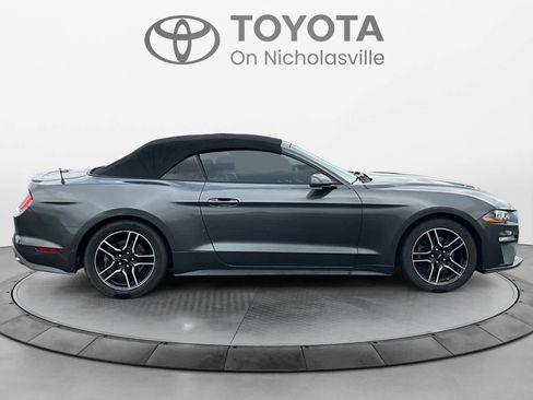 Used 2020 Ford Mustang Premium RWD image 6