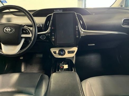 Used 2018 Toyota Prius Prime Premium w/ Carpet Mat Package FWD image 20