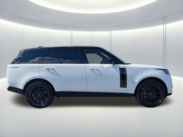 New 2027 Land Rover Range Rover Long Wheelbase SE AWD/4WD image 7