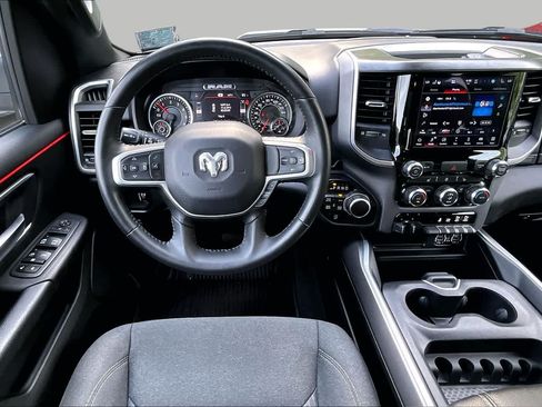 Used 2022 RAM 1500 Big Horn AWD/4WD image 6