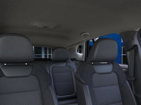 New 2025 Chevrolet Trax LT w/ Driver Confidence Package image 24