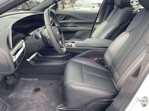 New 2026 Cadillac Lyriq Sport image 20