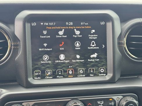 Used 2022 Jeep Wrangler Unlimited Sahara AWD/4WD image 20