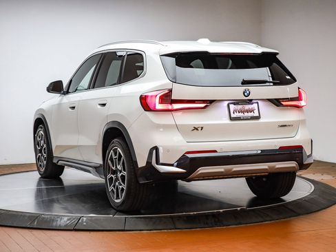 Used 2025 BMW X1 xDrive28i w/ Convenience Package image 9