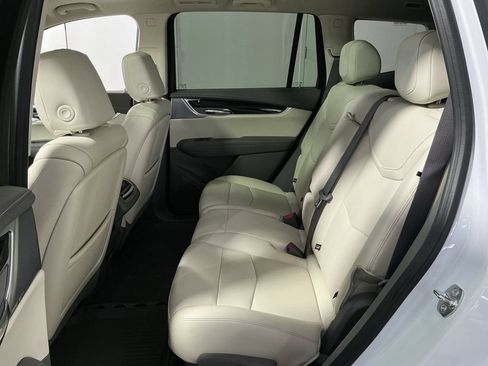 Used 2025 Cadillac XT6 Premium Luxury w/ LPO, Floor Liner Package AWD/4WD image 26