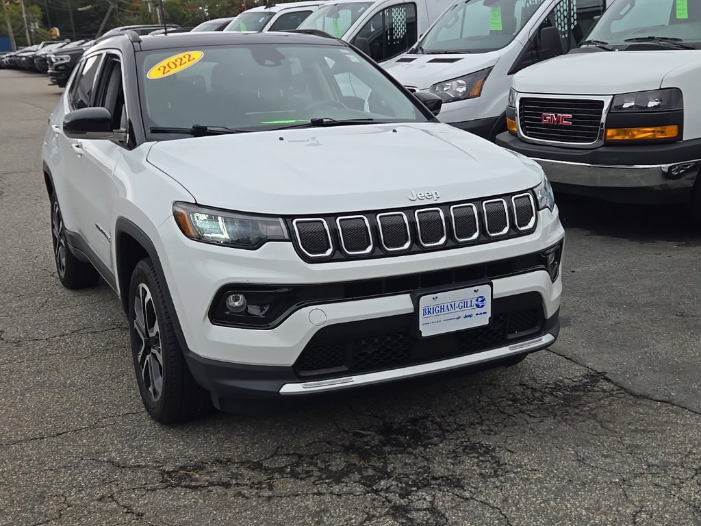 Certified 2022 Jeep Compass Limited w/ Sun and Sound Group AWD/4WD image 12