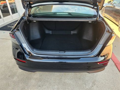 Certified 2024 Honda Accord EX image 19