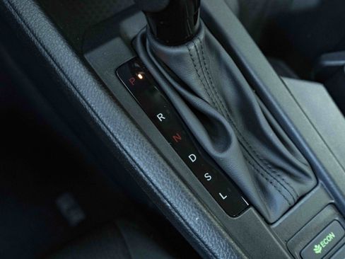 Used 2025 Honda Accord LX image 29