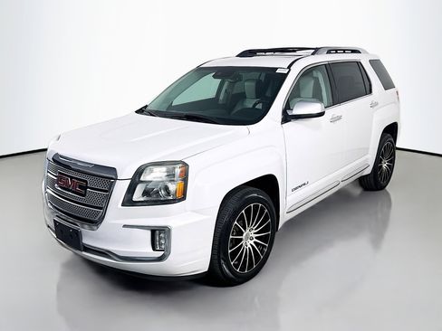 Used 2016 GMC Terrain Denali image 4