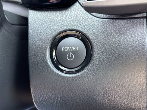 Used 2026 Toyota Camry XLE FWD image 24