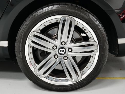 Used 2013 Bentley Mulsanne image 10