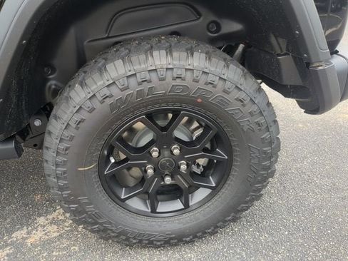 New 2025 Jeep Wrangler Unlimited Sport image 41